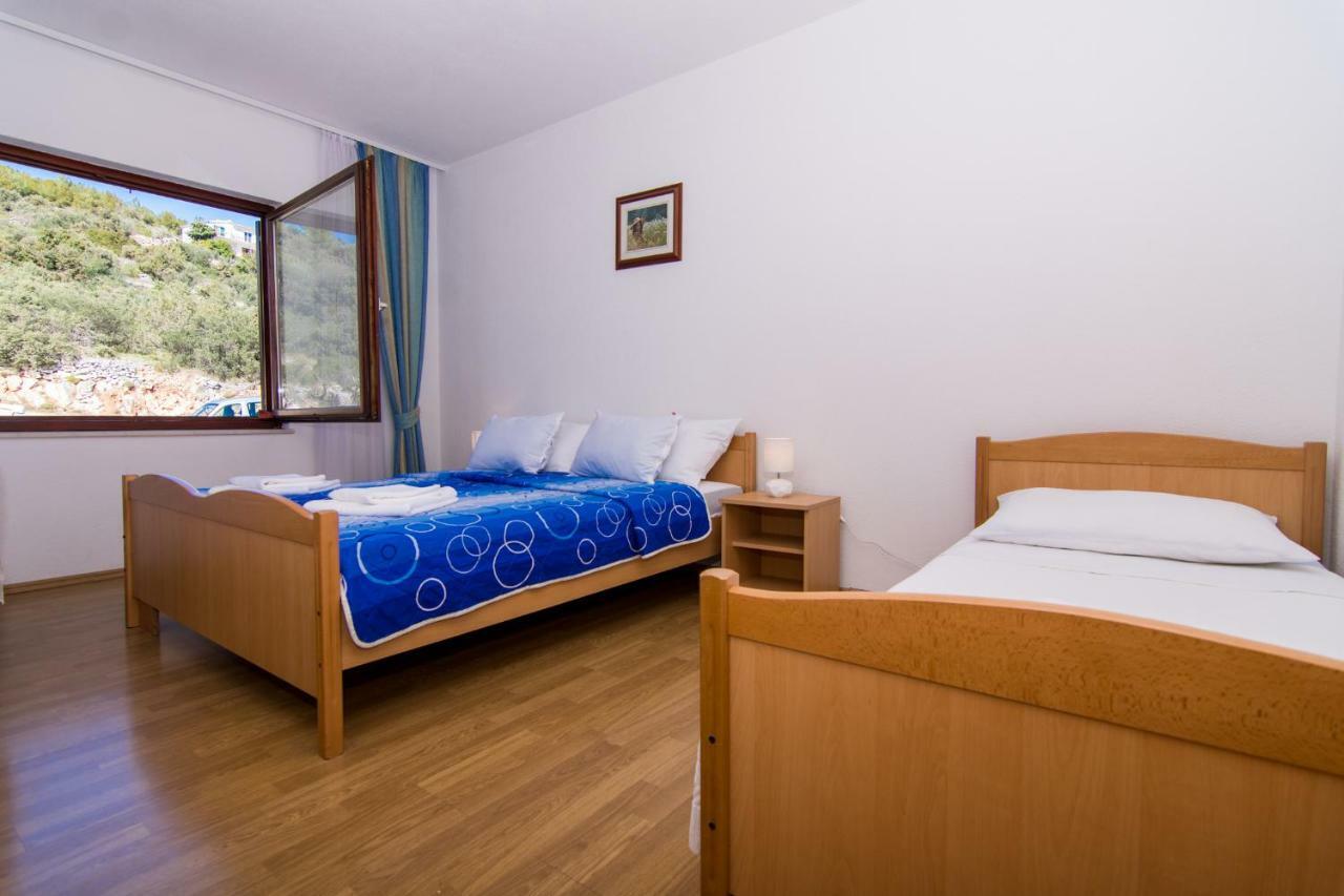 Apartments Jozic Seget Vranjica Exterior photo